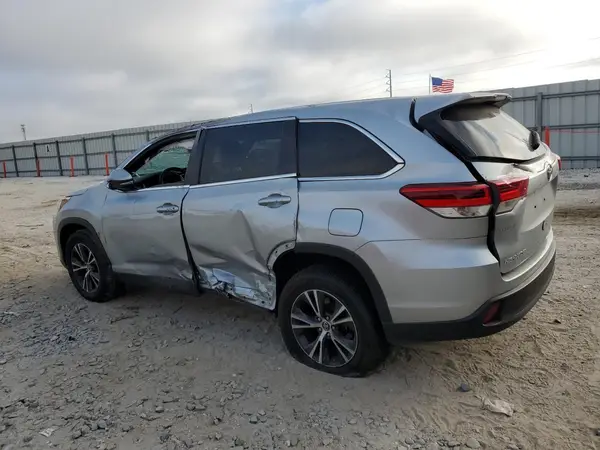 5TDZARFHXKS050958 2019 TOYOTA HIGHLANDER - Image 2