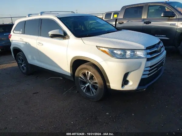 5TDZARFHXKS054654 2019 TOYOTA HIGHLANDER - Image 1