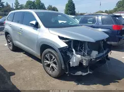 5TDZARFHXKS057151 2019 TOYOTA HIGHLANDER
