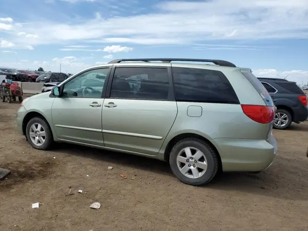 5TDZK23C78S104335 2016 TOYOTA SIENNA - Image 2