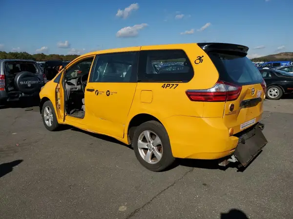 5TDZK3DC0GS753168 2016 TOYOTA SIENNA - Image 2
