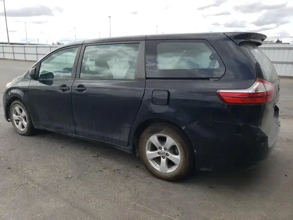 5TDZK3DC1GS713147 2016 TOYOTA SIENNA - Image 2