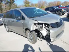 5TDZK3DC1GS718820 2016 TOYOTA SIENNA