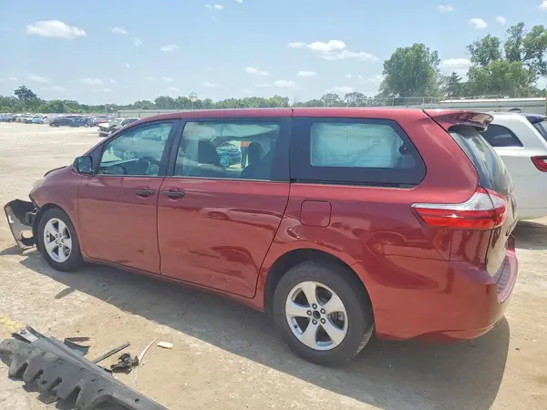 5TDZK3DC2GS716221 2016 TOYOTA SIENNA - Image 2