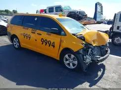5TDZK3DC2GS724321 2016 TOYOTA SIENNA