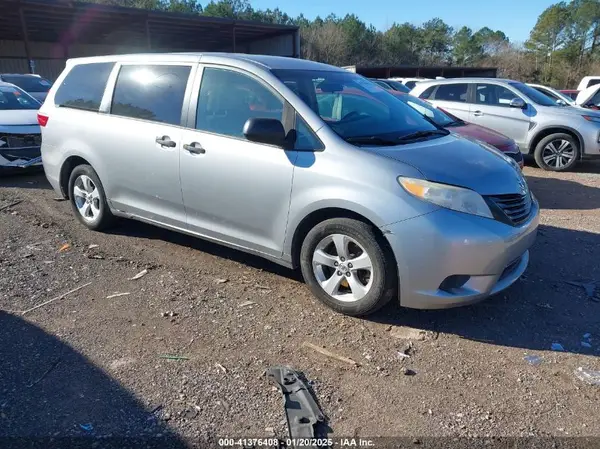 5TDZK3DC2GS724321 2016 TOYOTA SIENNA - Image 1