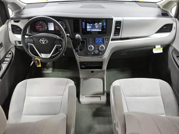 5TDZK3DC3GS712792 2016 TOYOTA SIENNA - Image 8