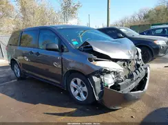 5TDZK3DC4GS713272 2016 TOYOTA SIENNA