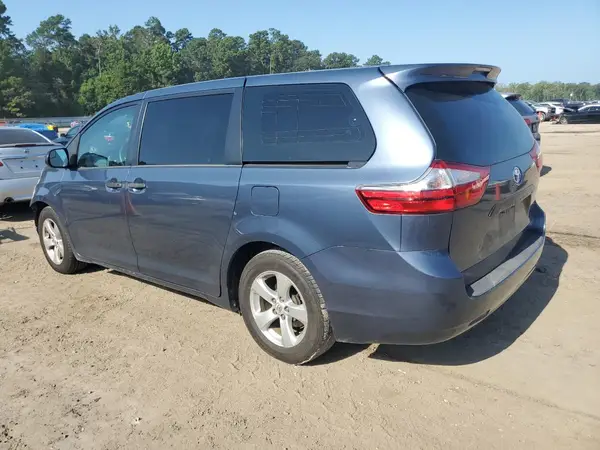 5TDZK3DC4GS725843 2016 TOYOTA SIENNA - Image 2