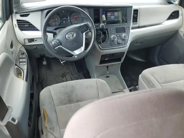 5TDZK3DC5GS717234 2016 TOYOTA SIENNA - Image 8