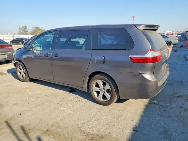 5TDZK3DC5GS741419 2016 TOYOTA SIENNA - Image 2