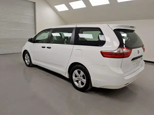 5TDZK3DC7GS705344 2016 TOYOTA SIENNA - Image 2