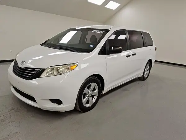 5TDZK3DC7GS716084 2016 TOYOTA SIENNA - Image 1
