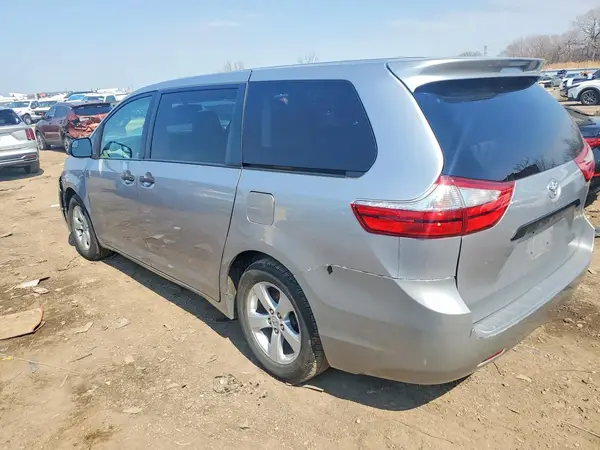 5TDZK3DC7GS740188 2016 TOYOTA SIENNA - Image 2