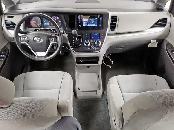 5TDZK3DC8GS716580 2016 TOYOTA SIENNA - Image 8