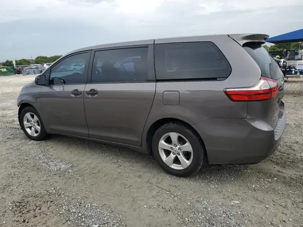 5TDZK3DC9GS728933 2016 TOYOTA SIENNA - Image 2