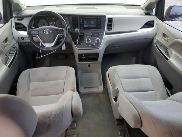 5TDZK3DC9GS728933 2016 TOYOTA SIENNA - Image 8