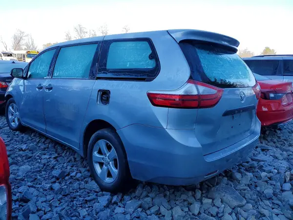5TDZK3DCXGS697997 2016 TOYOTA SIENNA - Image 2