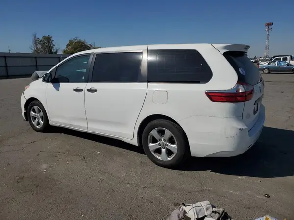 5TDZK3DCXGS714572 2016 TOYOTA SIENNA - Image 2