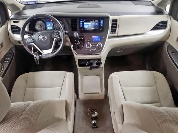 5TDZK3DCXGS717911 2016 TOYOTA SIENNA - Image 8