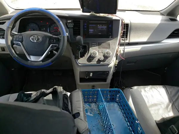 5TDZK3DCXGS726706 2016 TOYOTA SIENNA - Image 8