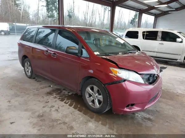 5TDZK3DCXGS749290 2016 TOYOTA SIENNA - Image 1