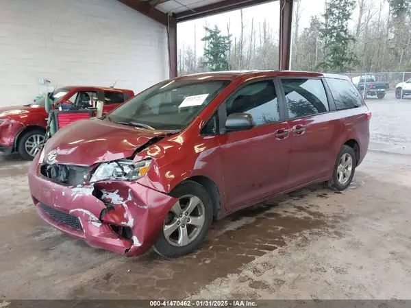 5TDZK3DCXGS749290 2016 TOYOTA SIENNA - Image 2