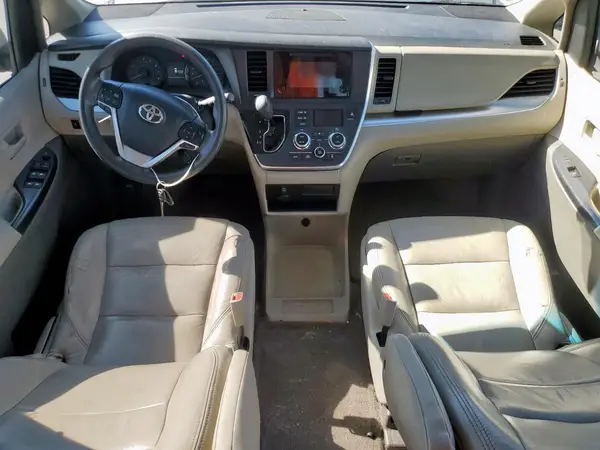 5TDZK3DCXGS754392 2016 TOYOTA SIENNA - Image 8