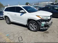 5TDZKRFH0GS122139 2016 TOYOTA HIGHLANDER