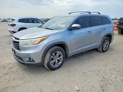 5TDZKRFH0GS141029 2016 TOYOTA HIGHLANDER