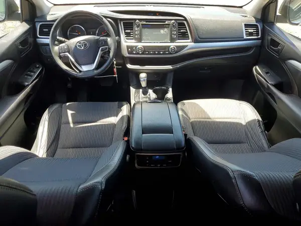 5TDZKRFH0GS159403 2016 TOYOTA HIGHLANDER - Image 8