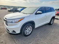 5TDZKRFH0GS175682 2016 TOYOTA HIGHLANDER