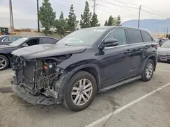 5TDZKRFH0GS180025 2016 TOYOTA HIGHLANDER