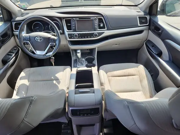 5TDZKRFH0GS184379 2016 TOYOTA HIGHLANDER - Image 8