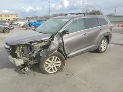 5TDZKRFH1GS132808 2016 TOYOTA HIGHLANDER