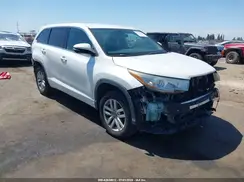 5TDZKRFH1GS135319 2016 TOYOTA HIGHLANDER