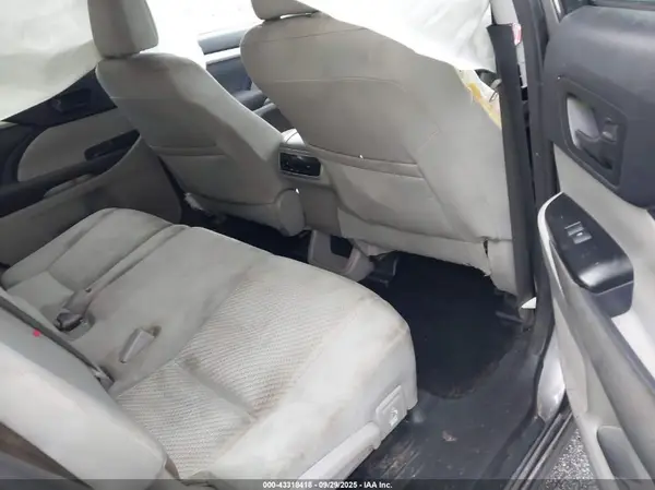 5TDZKRFH1GS152380 2016 TOYOTA HIGHLANDER - Image 8