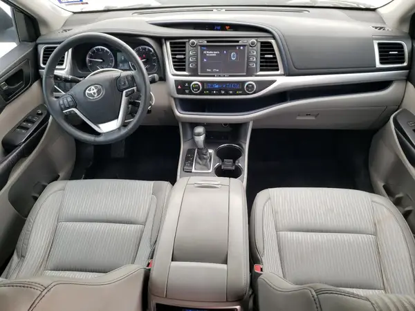 5TDZKRFH1GS154193 2016 TOYOTA HIGHLANDER - Image 8