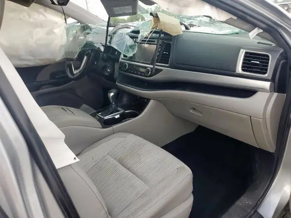 5TDZKRFH1GS154808 2016 TOYOTA HIGHLANDER - Image 8