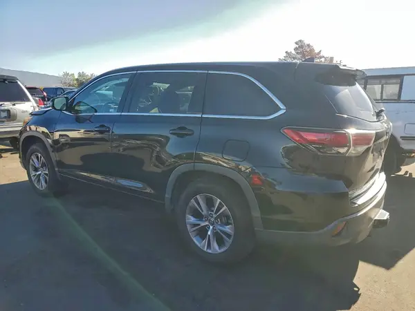 5TDZKRFH1GS160463 2016 TOYOTA HIGHLANDER - Image 2