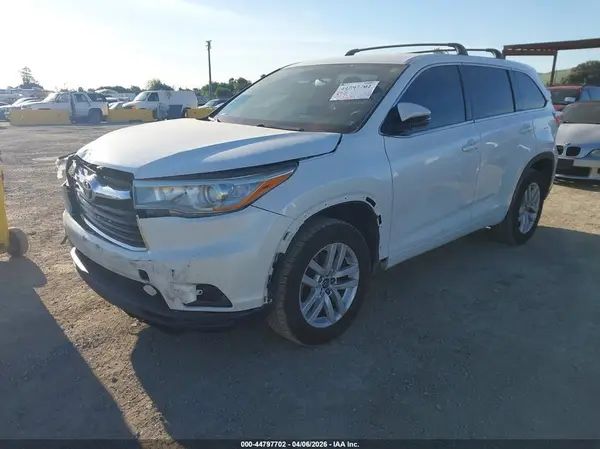 5TDZKRFH1GS173214 2016 TOYOTA HIGHLANDER - Image 2
