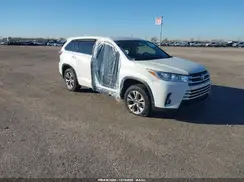 5TDZKRFH2GS141680 2016 TOYOTA HIGHLANDER