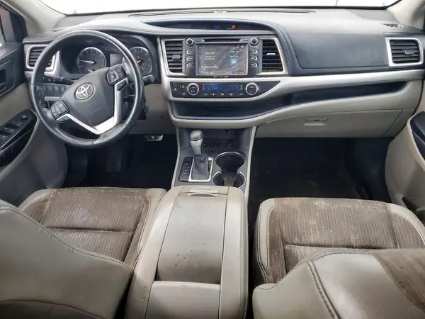 5TDZKRFH2GS145387 2016 TOYOTA HIGHLANDER - Image 8