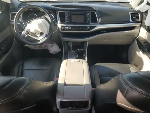 5TDZKRFH2GS165655 2016 TOYOTA HIGHLANDER - Image 8