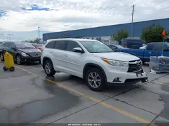 5TDZKRFH2GS181628 2016 TOYOTA HIGHLANDER