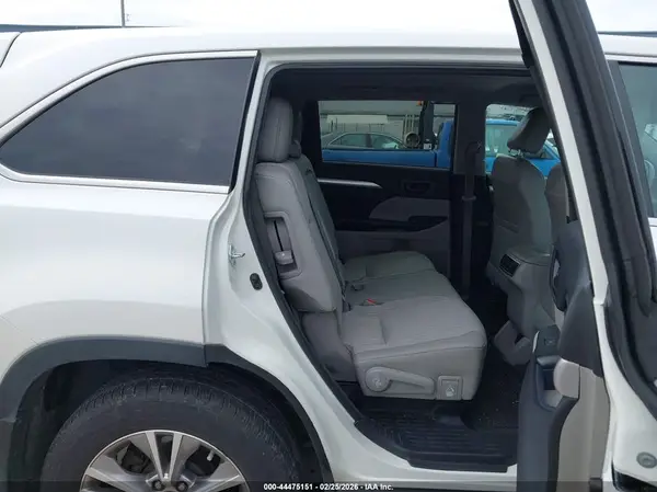 5TDZKRFH2GS181628 2016 TOYOTA HIGHLANDER - Image 8