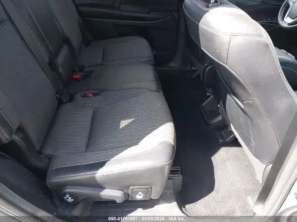 5TDZKRFH2GS186506 2016 TOYOTA HIGHLANDER - Image 8
