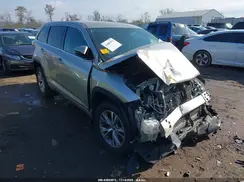 5TDZKRFH3GS123978 2016 TOYOTA HIGHLANDER