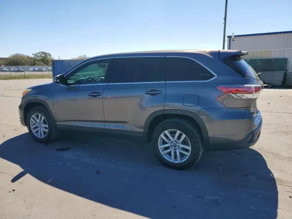 5TDZKRFH3GS155216 2016 TOYOTA HIGHLANDER - Image 2