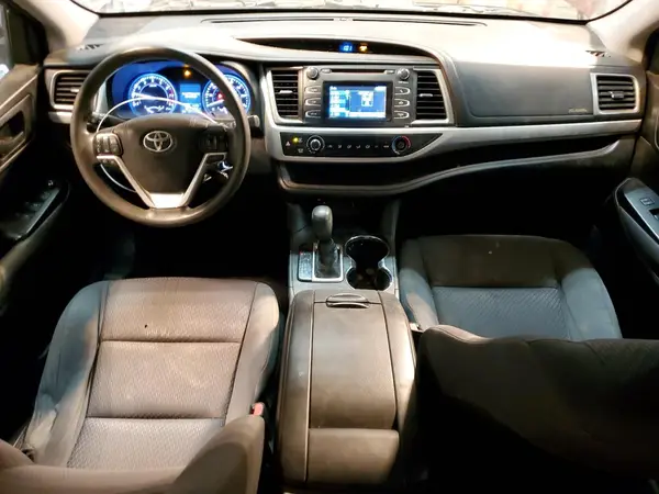 5TDZKRFH3GS166216 2016 TOYOTA HIGHLANDER - Image 8